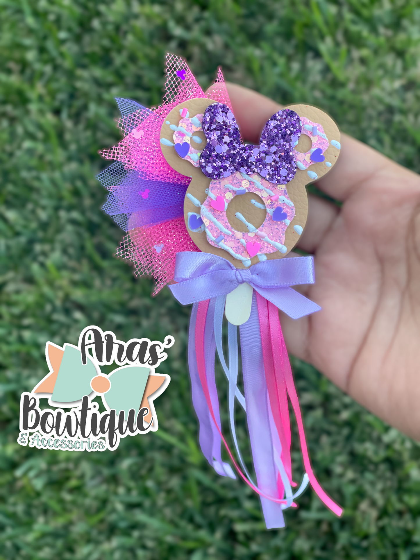 “Be Mine” Luxe Streamer Clip